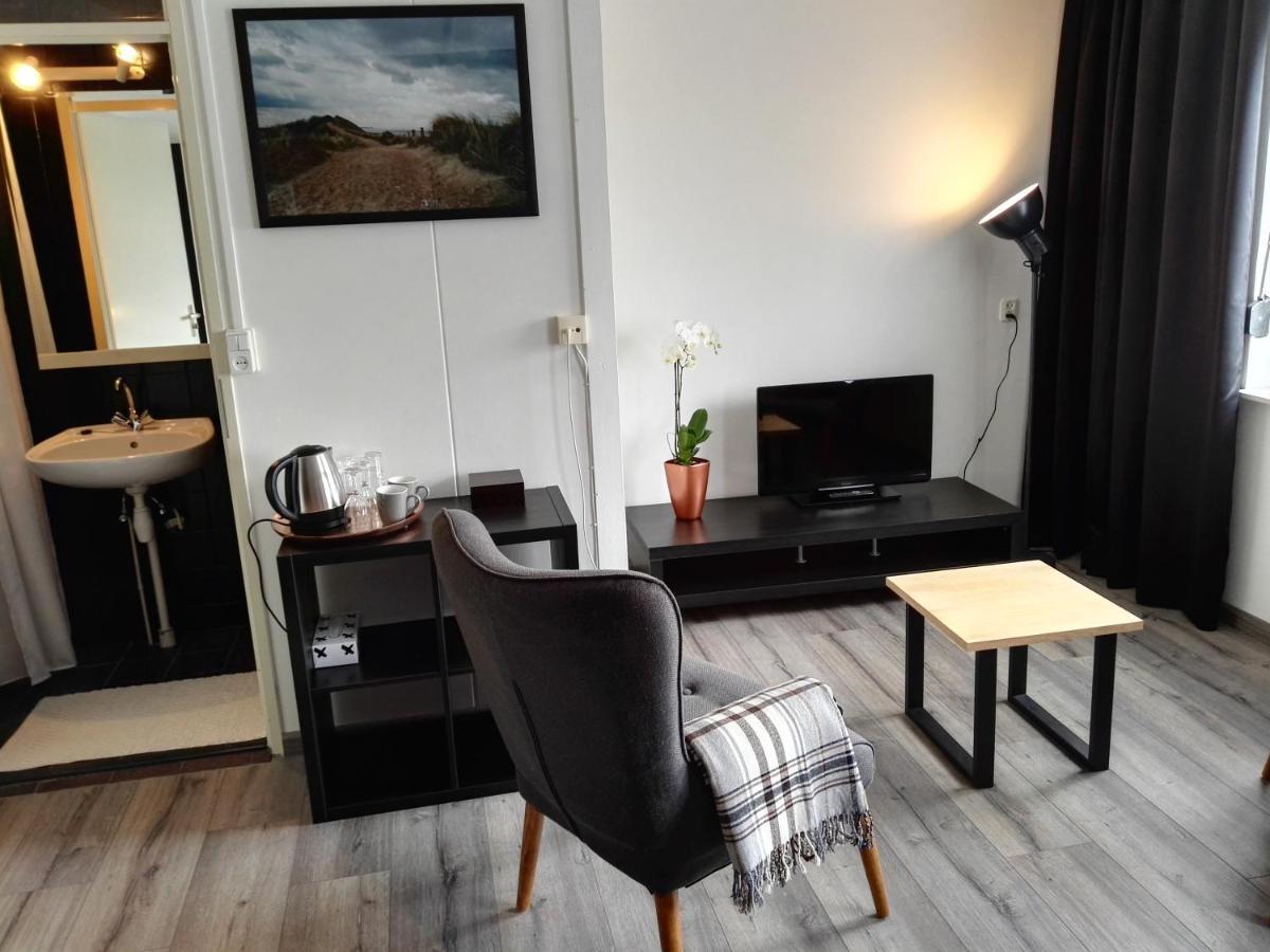 Bed & Breakfast Carpe Diem Zeeland Bed & Breakfast Сероскерке Екстериор снимка